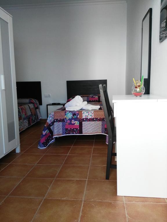 Parrilla Venta El Andaluz Conil De La Frontera Exterior foto